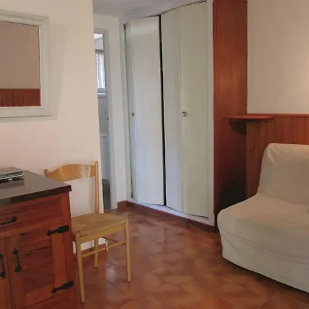 10 Nyaraló Calvi